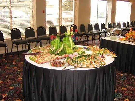 ***  Quality Inn West Edmonton Canada