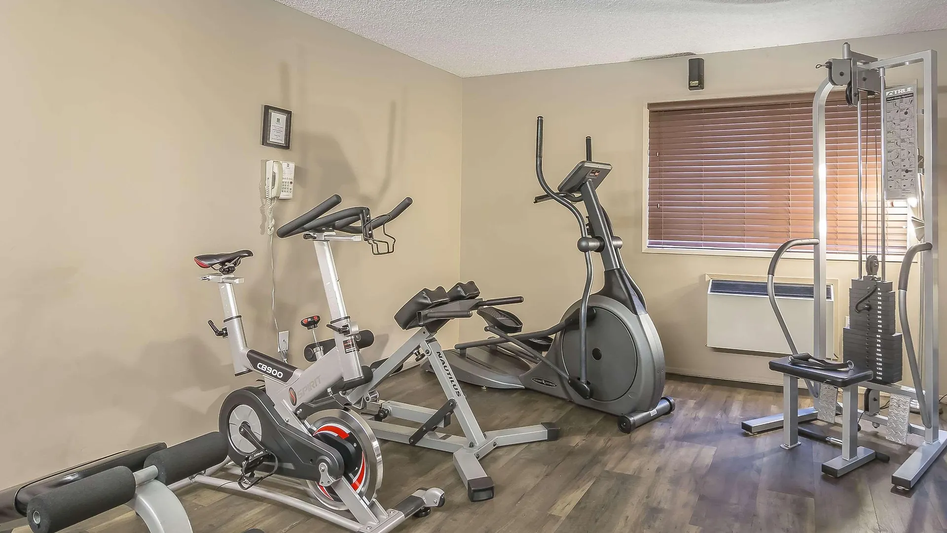 ***  Quality Inn West Edmonton Canada